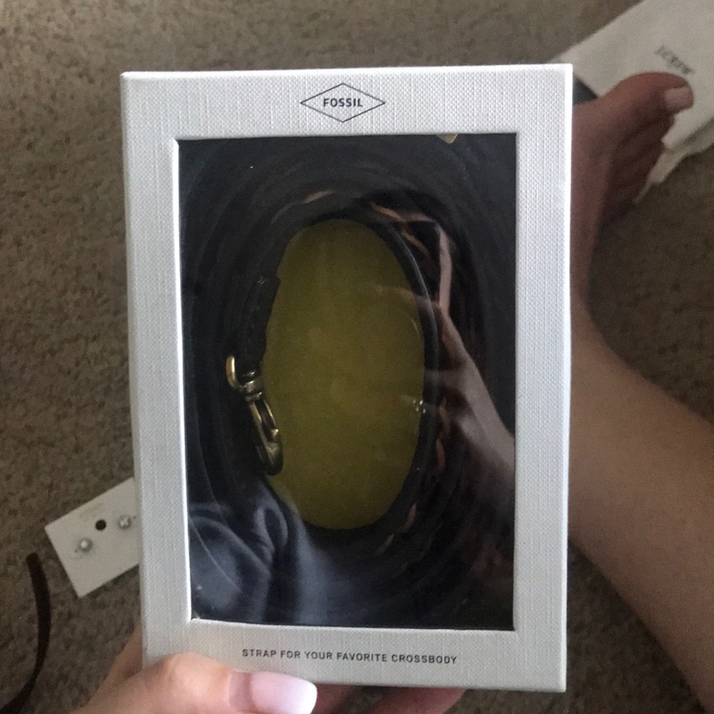 NWT fossil crossbody strap